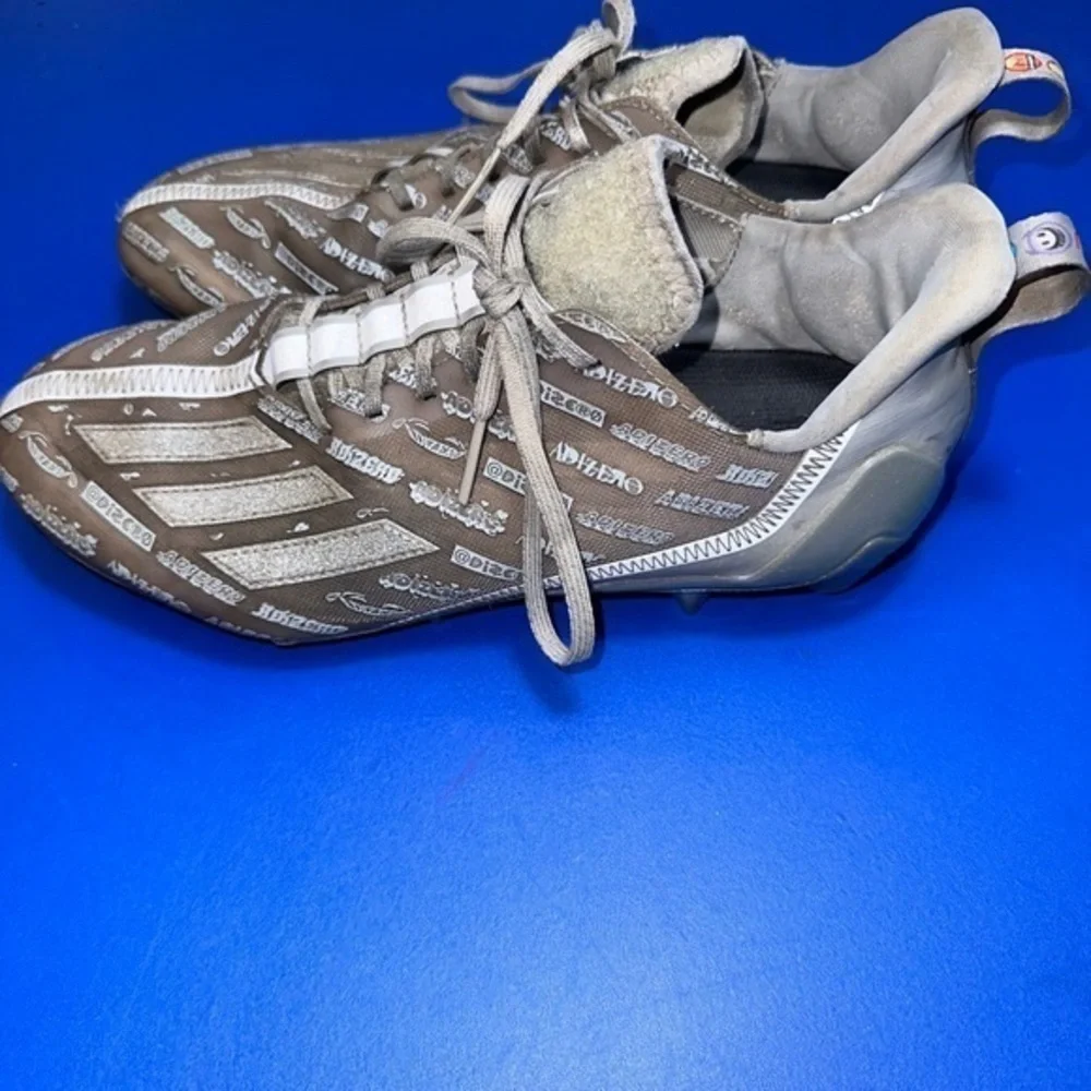 Adidas Adizero Football Cleats Size 9.5 GX5414 Grey Silver Metallic. GREAT SHAPE